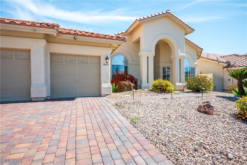 9104 Lazy Hill, Las Vegas, NV 89117