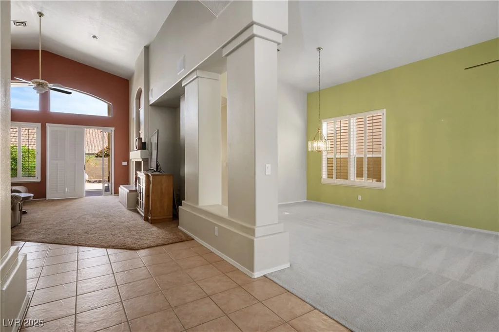 9104 Lazy Hill, Las Vegas, NV 89117