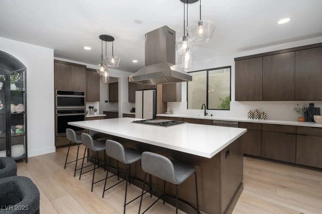 11990 Montague, Las Vegas, NV 89138