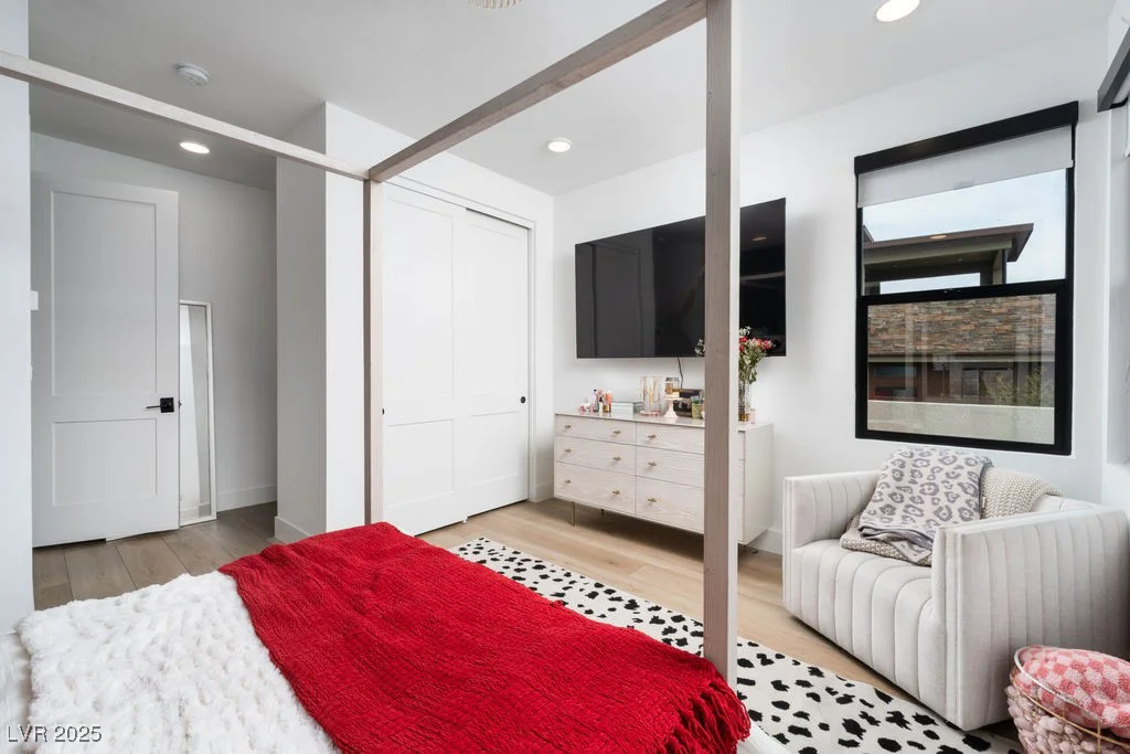 11990 Montague, Las Vegas, NV 89138