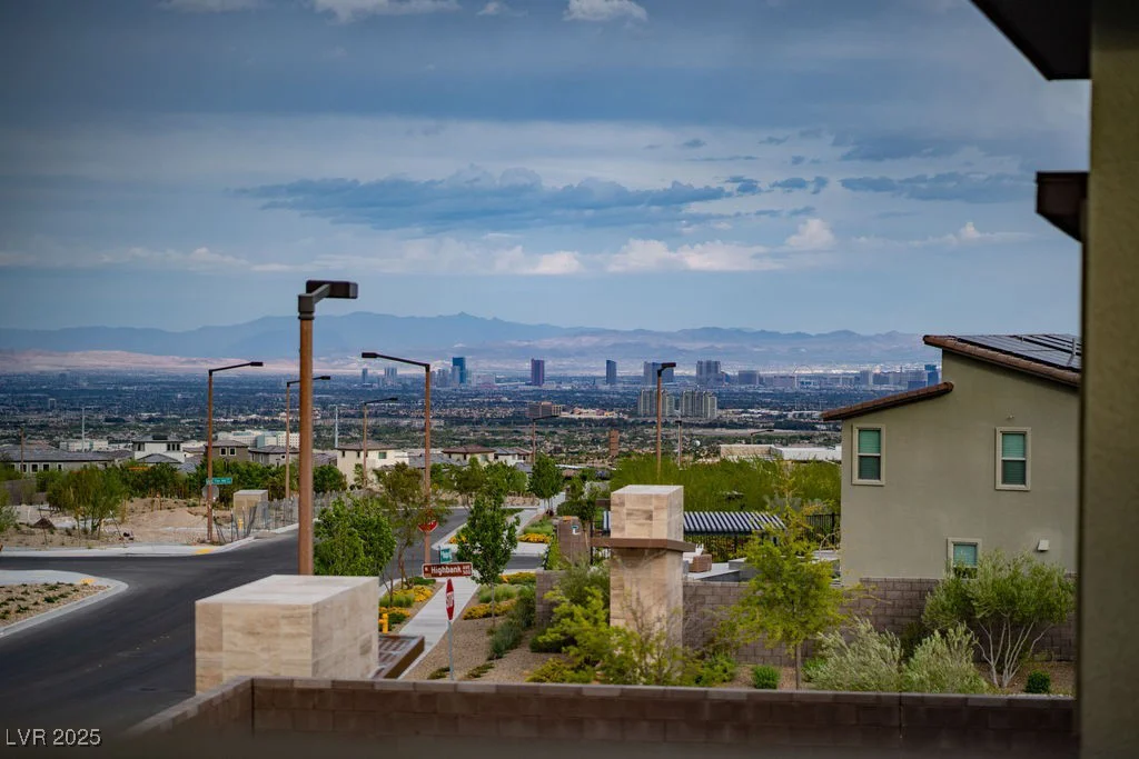 11990 Montague, Las Vegas, NV 89138