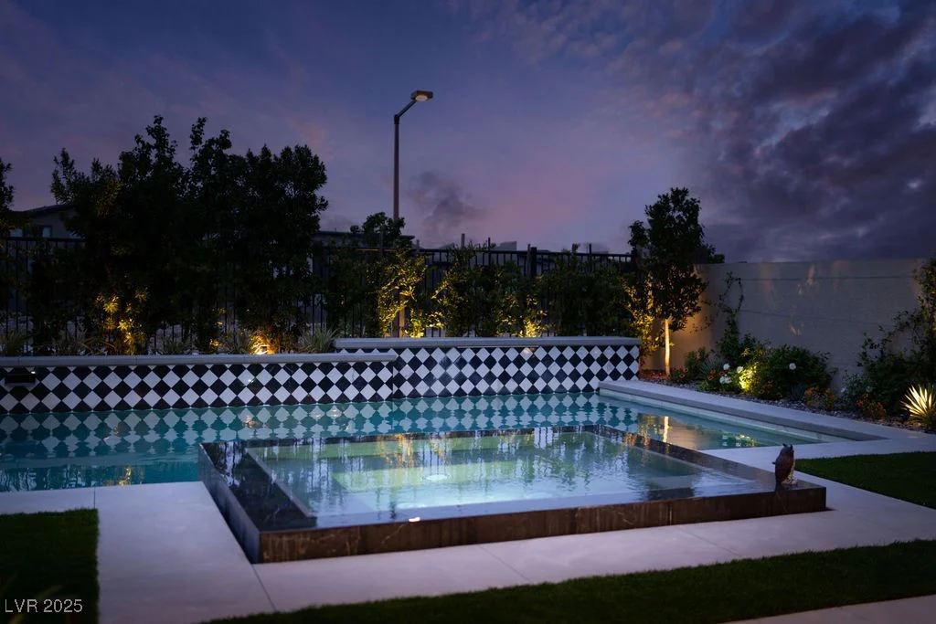 11990 Montague, Las Vegas, NV 89138