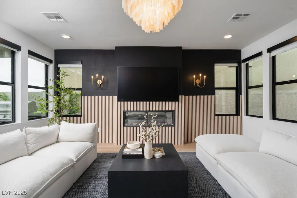 11990 Montague, Las Vegas, NV 89138