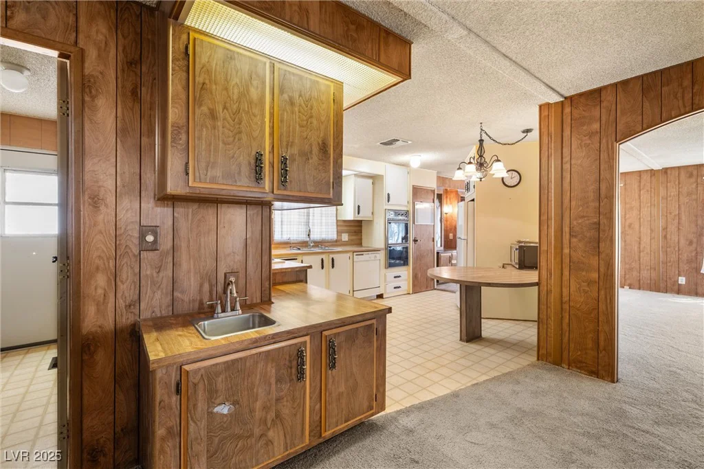 130 Wilderness, Pahrump, NV 89048
