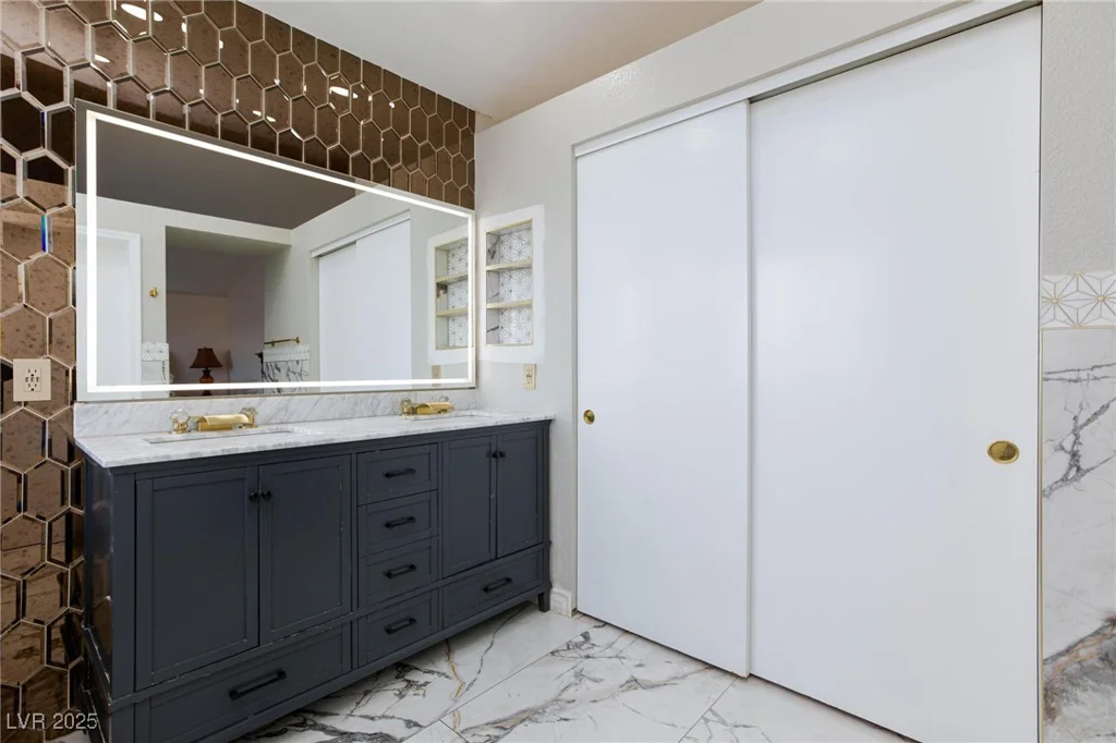 7970 Counterpoint, Las Vegas, NV 89123