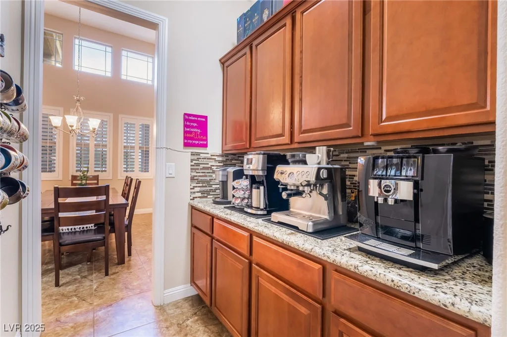 7711 Gracemoor, Las Vegas, NV 89149