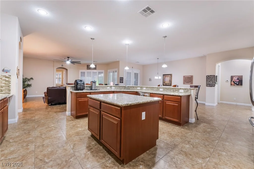 7711 Gracemoor, Las Vegas, NV 89149