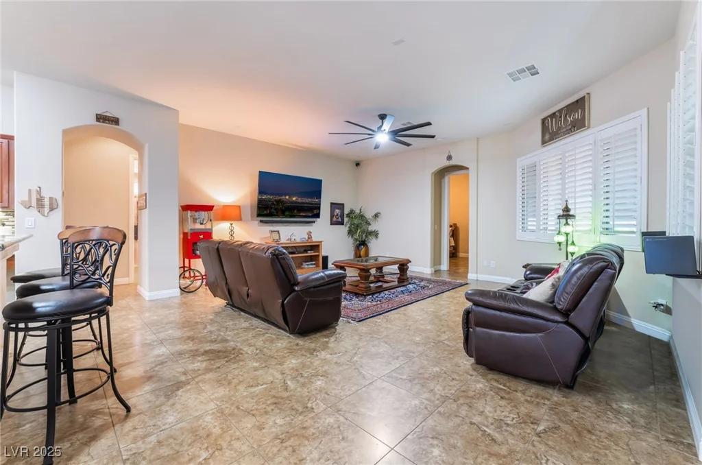 7711 Gracemoor, Las Vegas, NV 89149