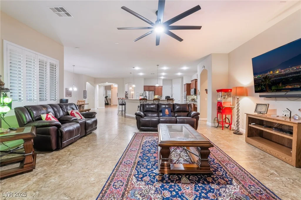 7711 Gracemoor, Las Vegas, NV 89149