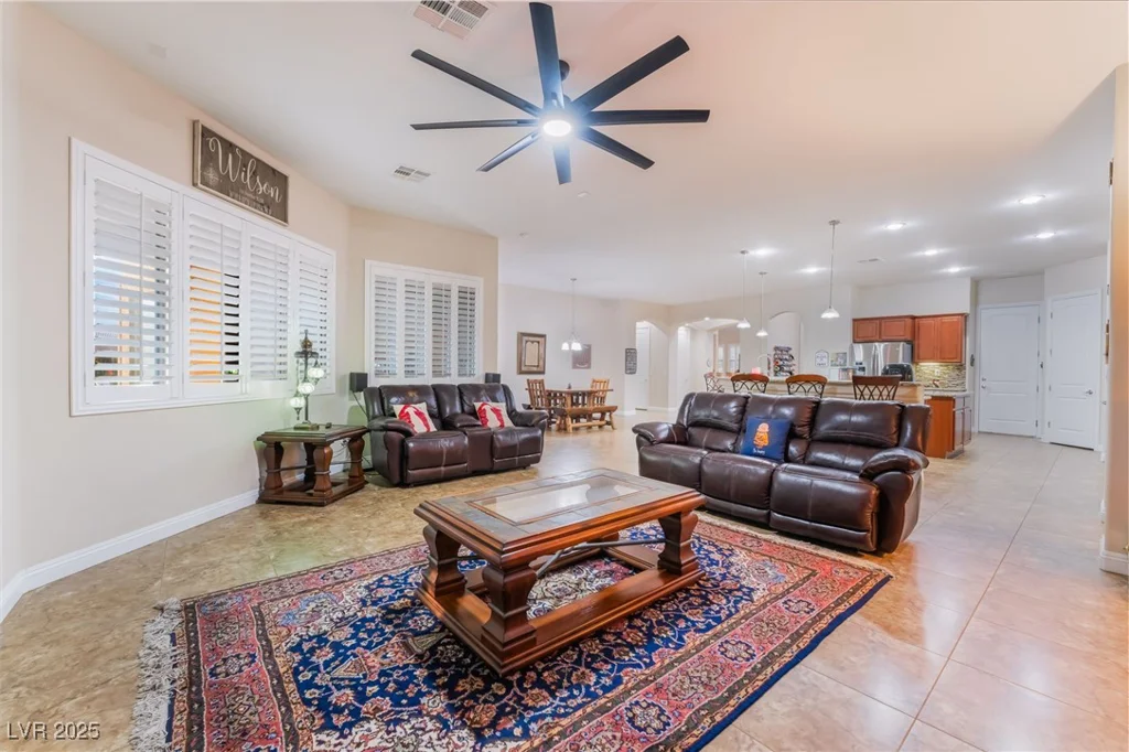 7711 Gracemoor, Las Vegas, NV 89149
