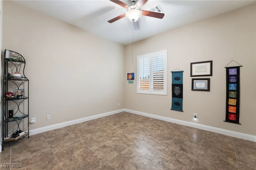 7711 Gracemoor, Las Vegas, NV 89149
