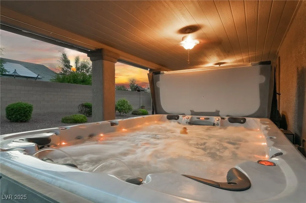 7711 Gracemoor, Las Vegas, NV 89149