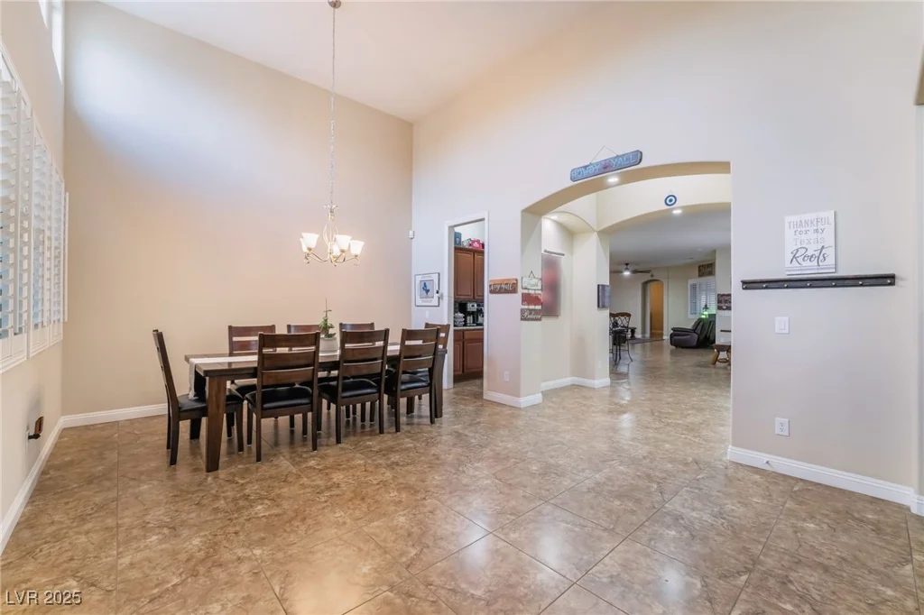 7711 Gracemoor, Las Vegas, NV 89149