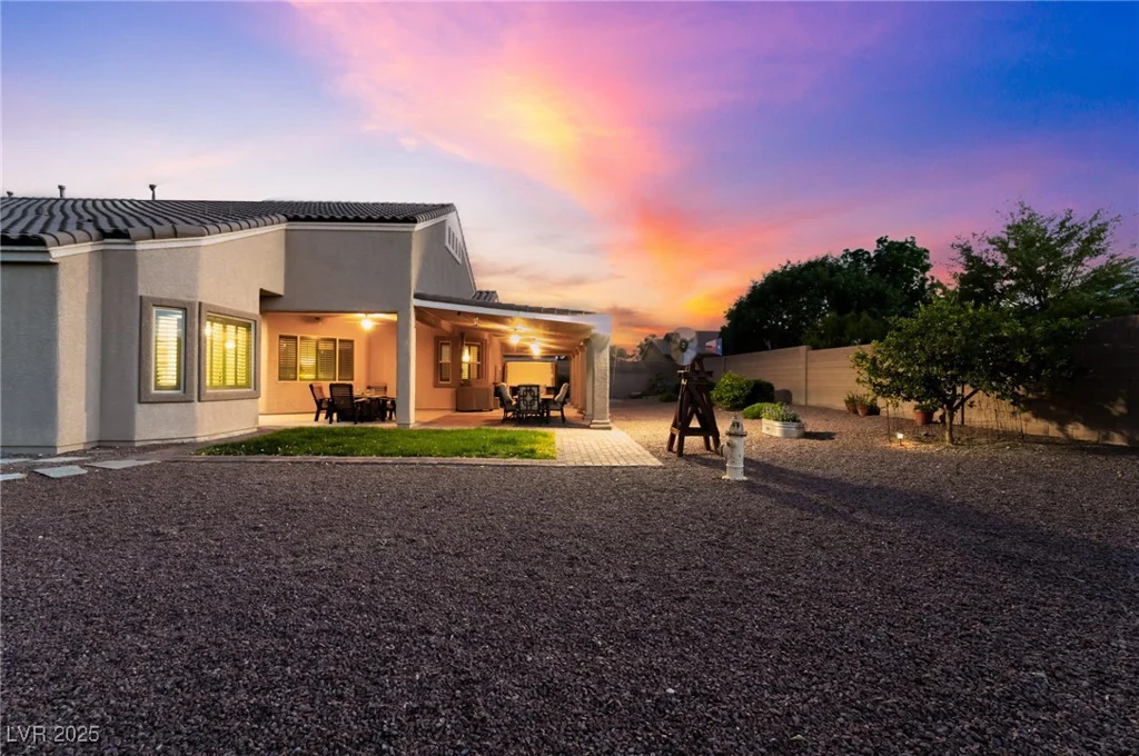 7711 Gracemoor, Las Vegas, NV 89149