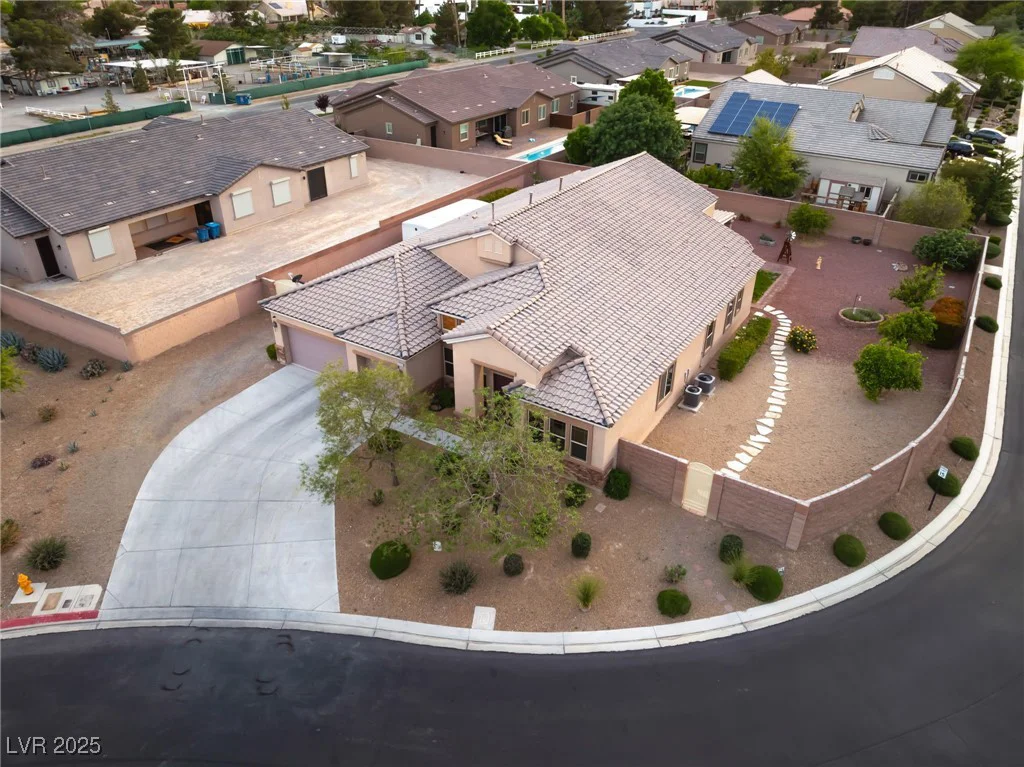 7711 Gracemoor, Las Vegas, NV 89149