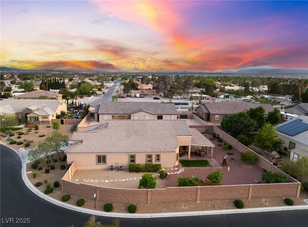 7711 Gracemoor, Las Vegas, NV 89149