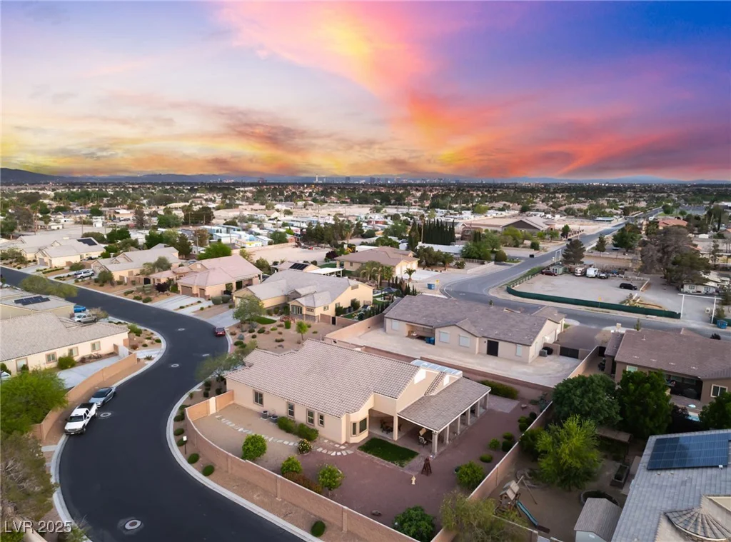 7711 Gracemoor, Las Vegas, NV 89149