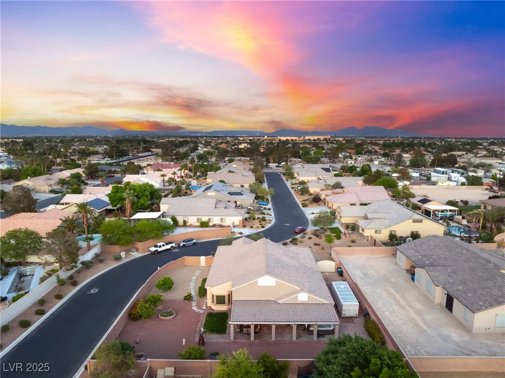 7711 Gracemoor, Las Vegas, NV 89149