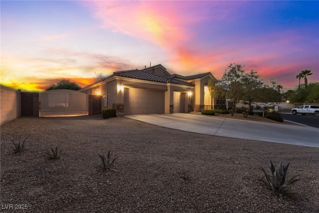 7711 Gracemoor, Las Vegas, NV 89149