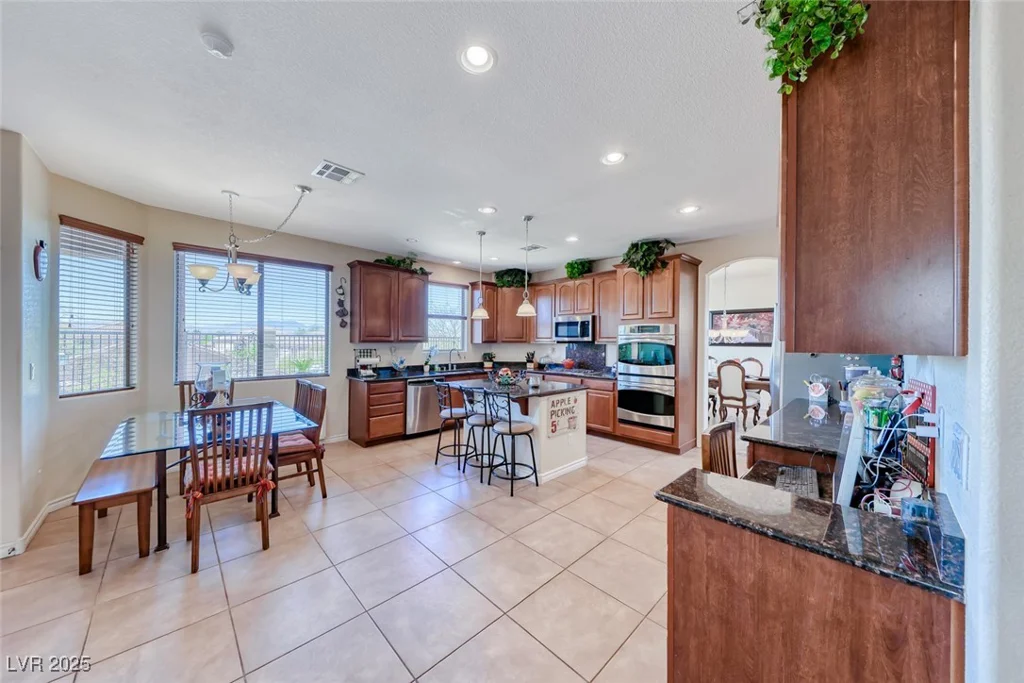 2733 Auchmull, Henderson, NV 89044