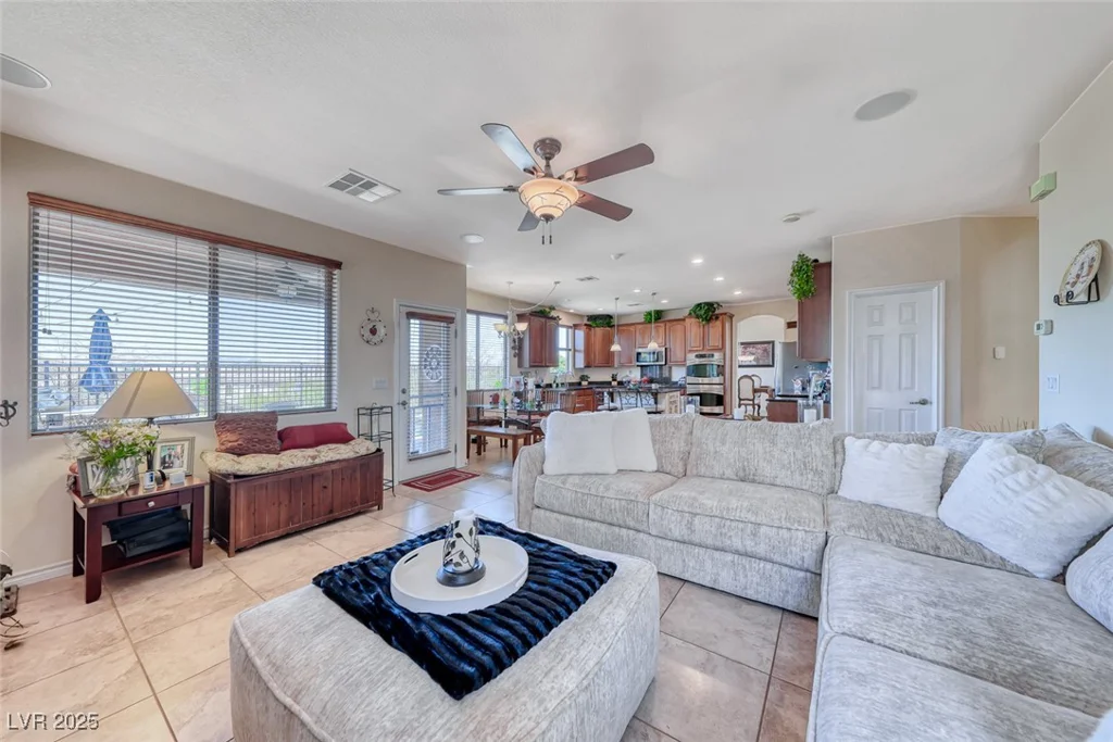 2733 Auchmull, Henderson, NV 89044