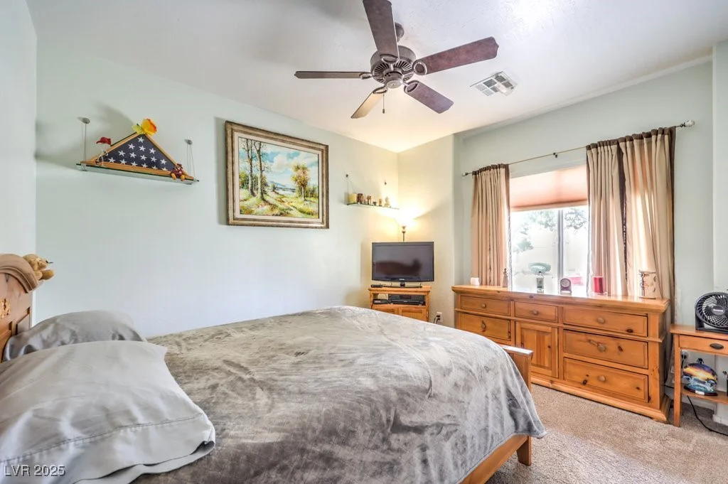 7824 Homing Pigeon, North Las Vegas, NV 89084