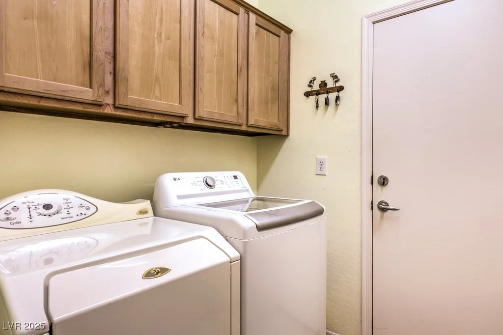 7824 Homing Pigeon, North Las Vegas, NV 89084