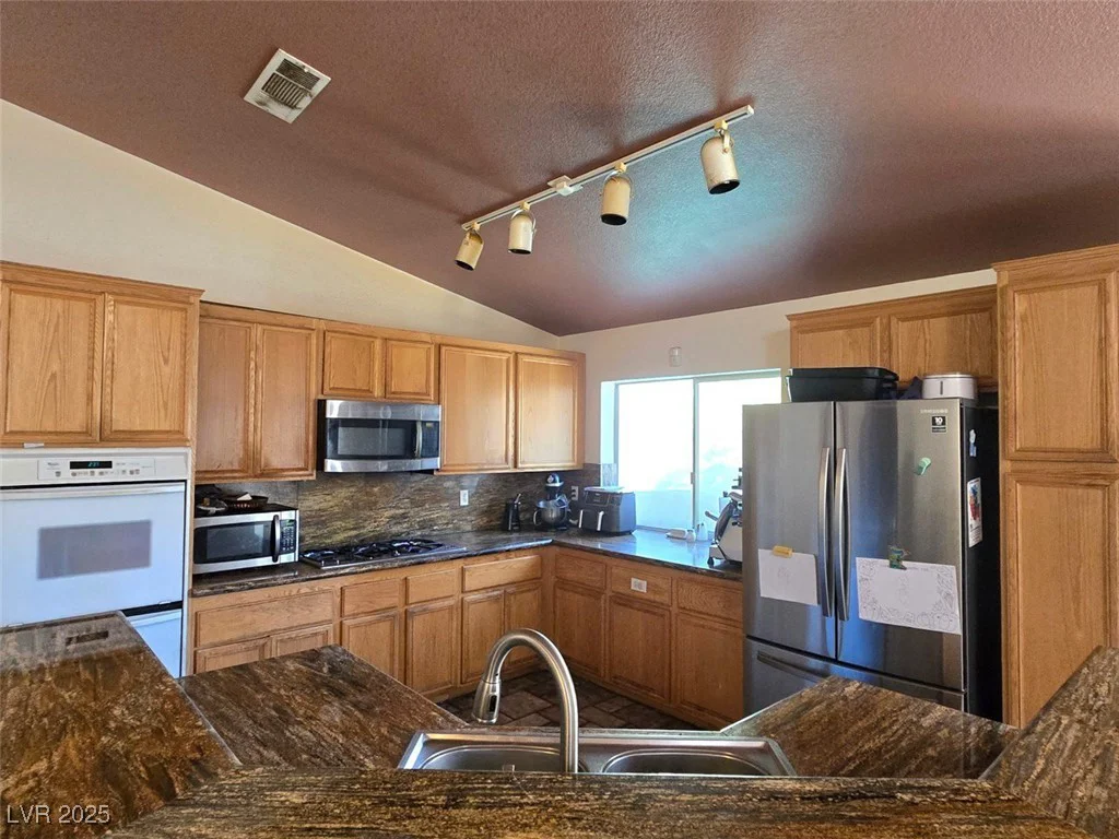 6435 Heatherton, Las Vegas, NV 89110