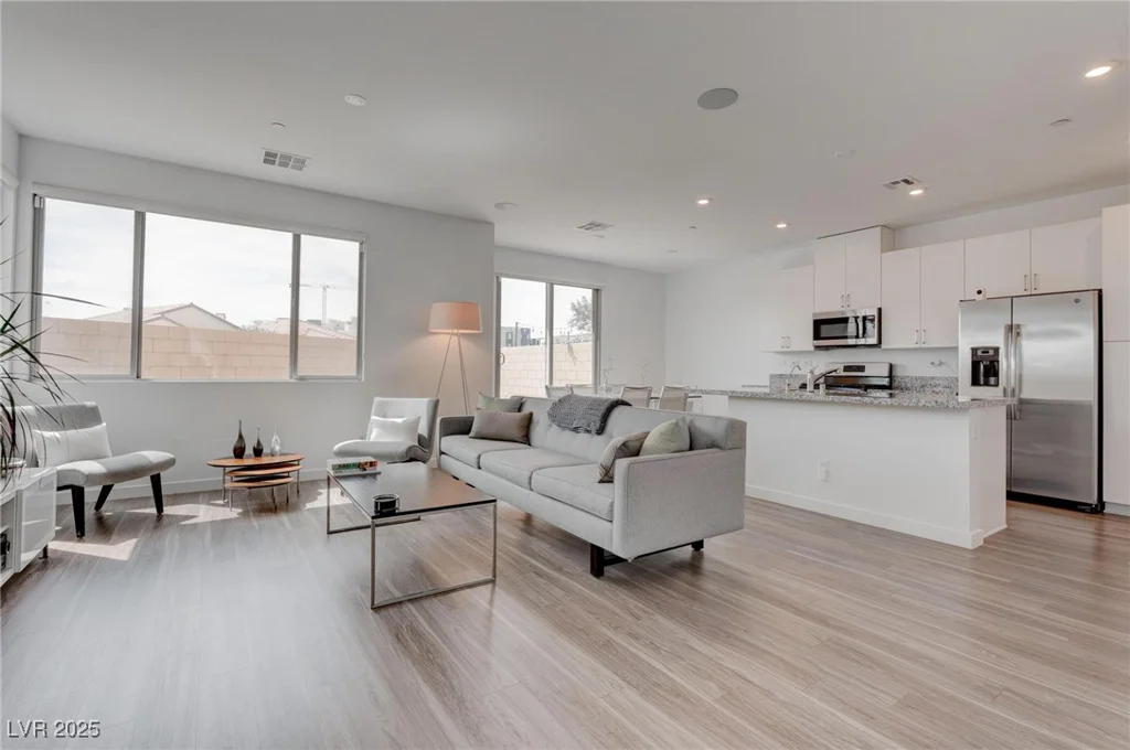 6148 Juniper Grove, Las Vegas, NV 89148