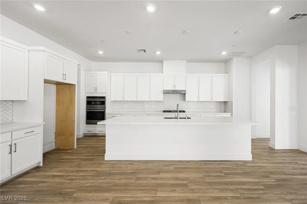 50 Barrio Alto, Henderson, NV 89011