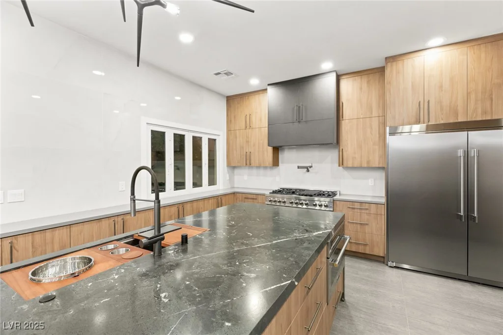 2236 TIMBER ROSE, Las Vegas, NV 89134