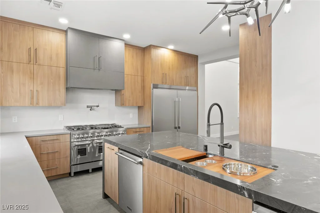 2236 TIMBER ROSE, Las Vegas, NV 89134