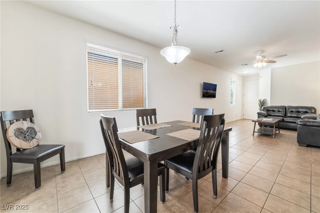 9636 Salford Isle, Las Vegas, NV 89123