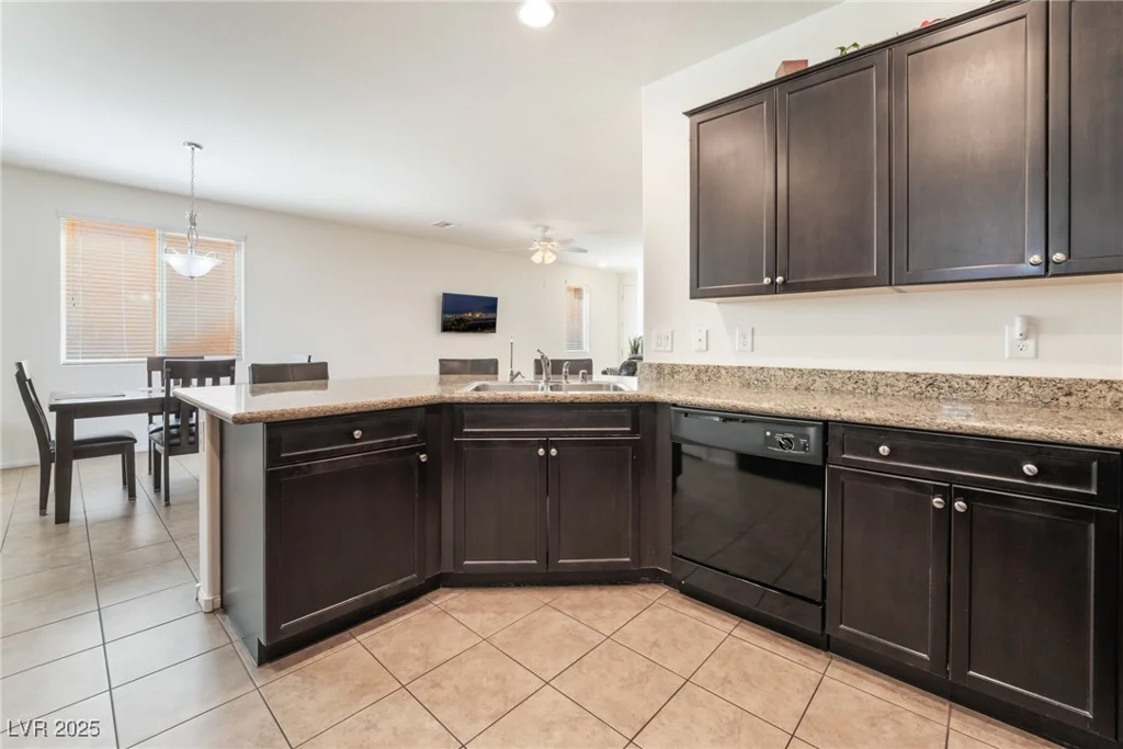 9636 Salford Isle, Las Vegas, NV 89123