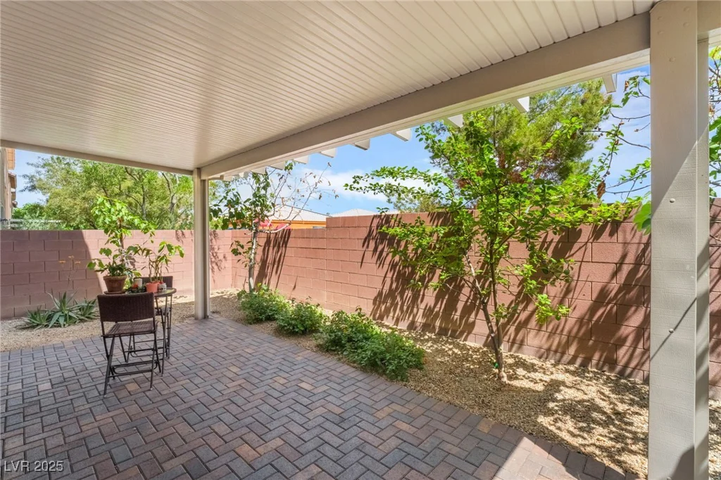 9636 Salford Isle, Las Vegas, NV 89123