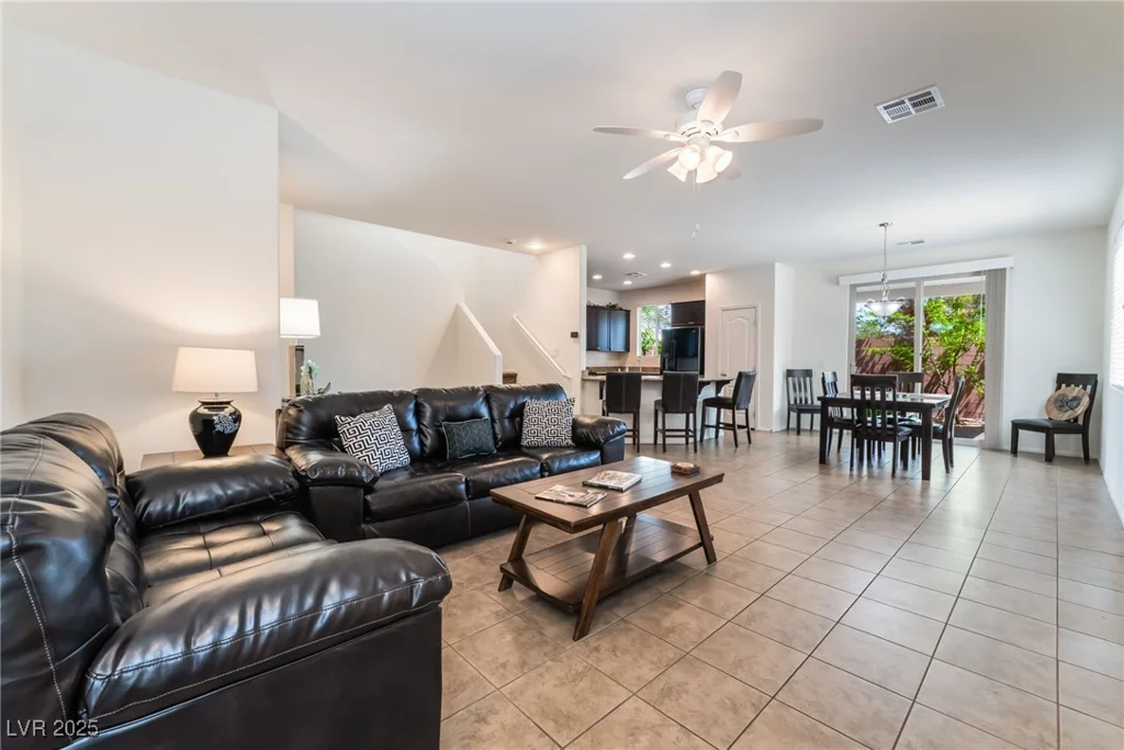 9636 Salford Isle, Las Vegas, NV 89123