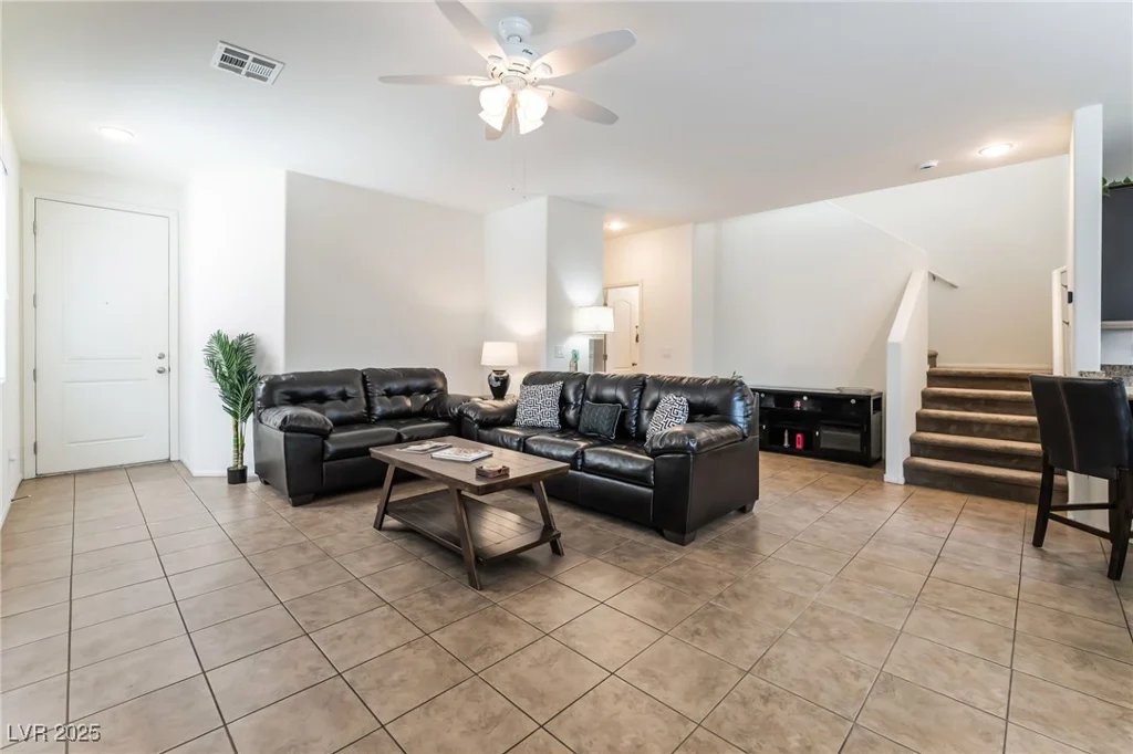 9636 Salford Isle, Las Vegas, NV 89123