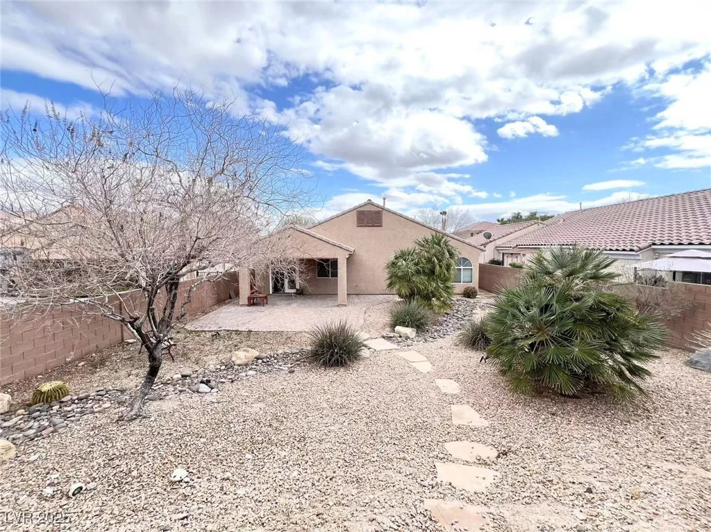 8161 Cane Creek Mill, Las Vegas, NV 89131