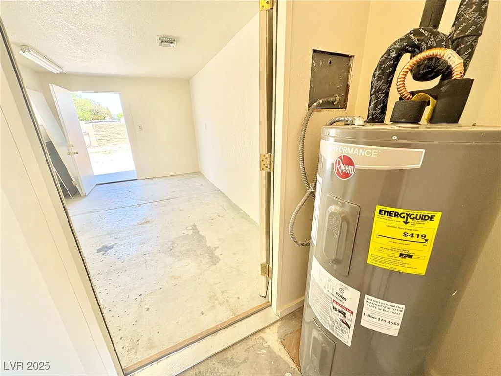 810 Calvada, Pahrump, NV 89048