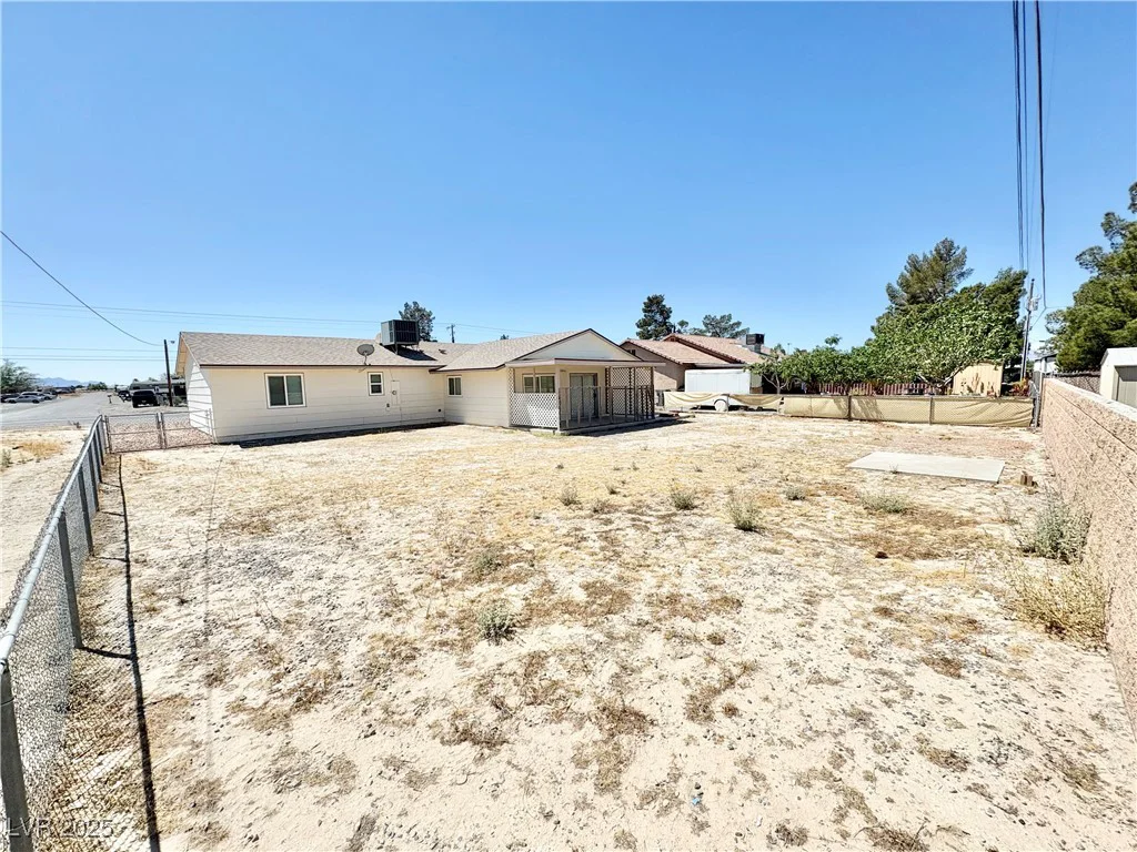 810 Calvada, Pahrump, NV 89048