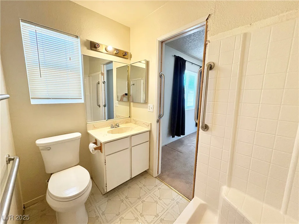 810 Calvada, Pahrump, NV 89048