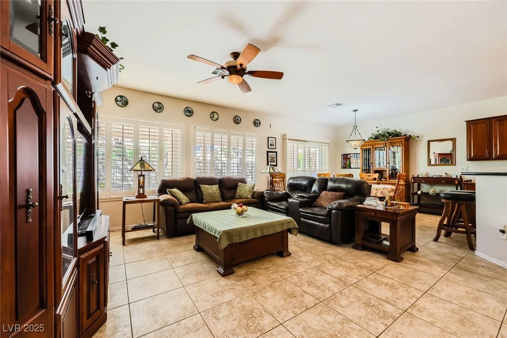 2213 Carrier Dove, North Las Vegas, NV 89084