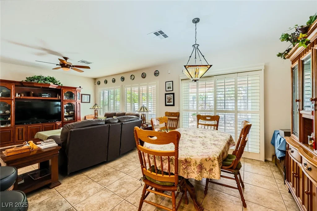 2213 Carrier Dove, North Las Vegas, NV 89084
