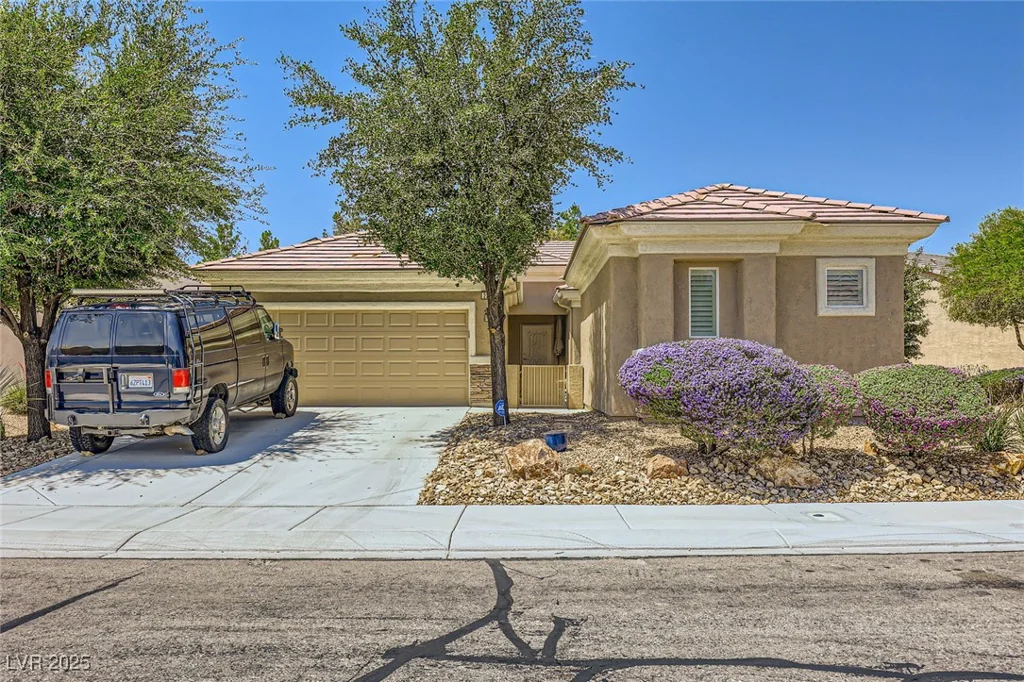 2213 Carrier Dove, North Las Vegas, NV 89084