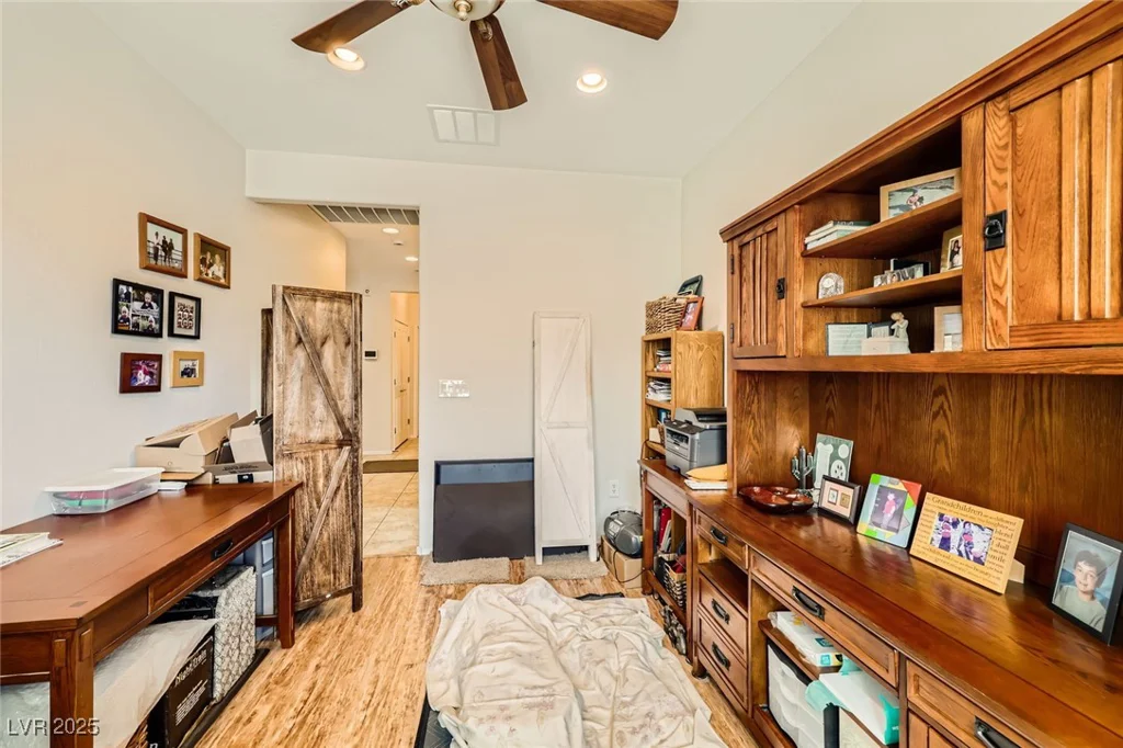 2213 Carrier Dove, North Las Vegas, NV 89084