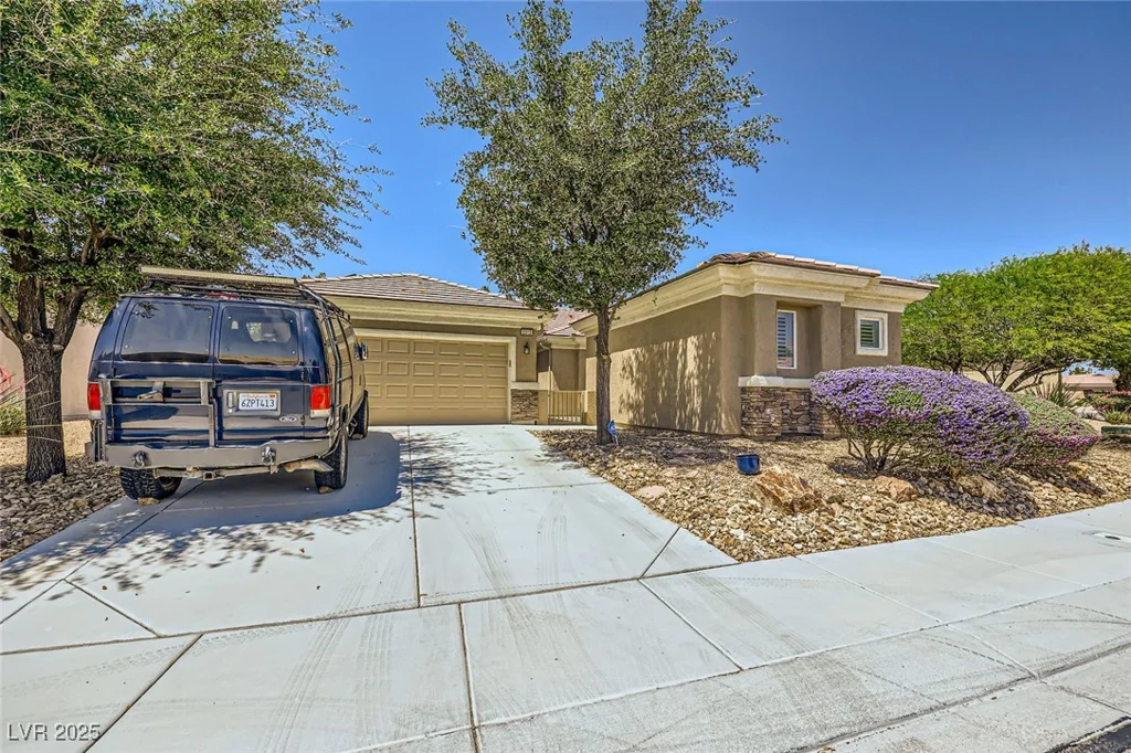 2213 Carrier Dove, North Las Vegas, NV 89084