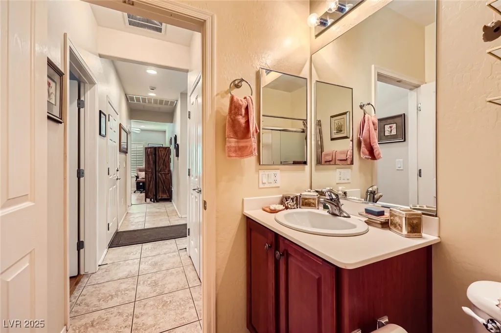 2213 Carrier Dove, North Las Vegas, NV 89084