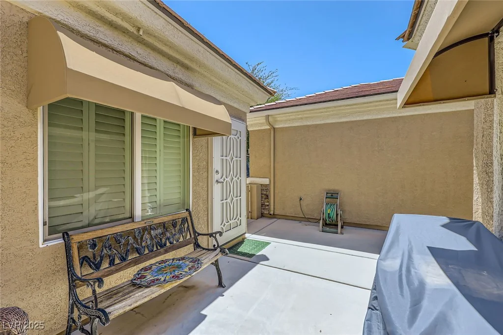 2213 Carrier Dove, North Las Vegas, NV 89084