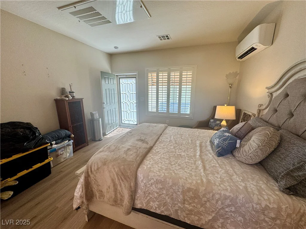 2213 Carrier Dove, North Las Vegas, NV 89084