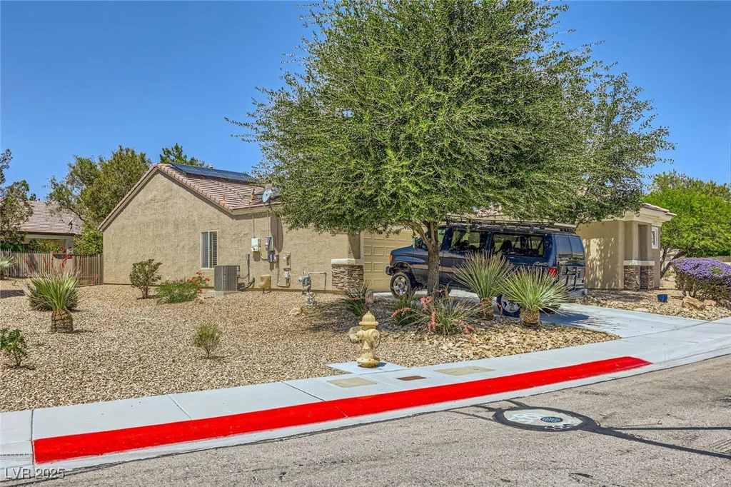 2213 Carrier Dove, North Las Vegas, NV 89084